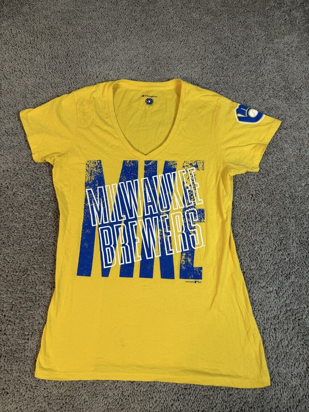 Milwaukee Brewers Shirt Womens L Yellow MLB Baseball Champion Graphic Logo